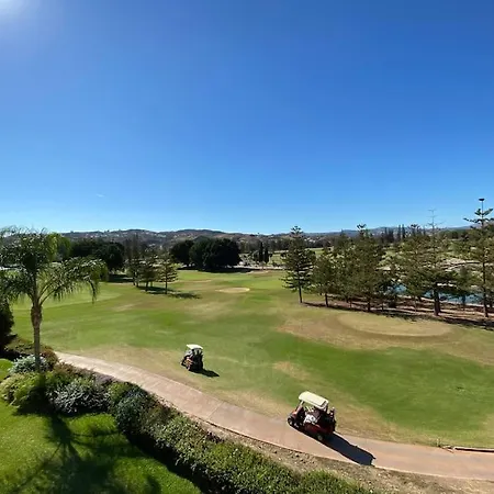 Apartamento Luxury Large 2 Bedroom Frontline Golf